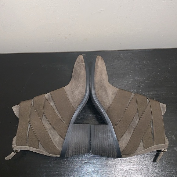 Eileen Fisher Women's Willis Suede Bootie.  Brown 7.5 - Picture 7 of 10